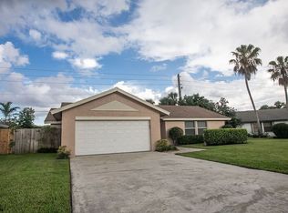 9534 Silverspring Ln, Boca Raton, FL 33434