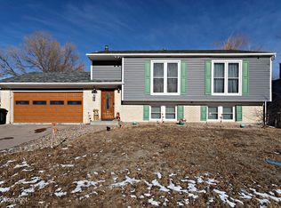 820 Wagon Trail St, Gillette, WY 82718