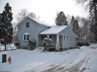 181 Center Rd, Conneaut, OH 44030