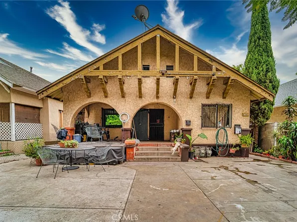 834 E 33rd St, Los Angeles, CA 90011