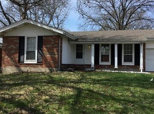11861 Cato Dr, Florissant, MO