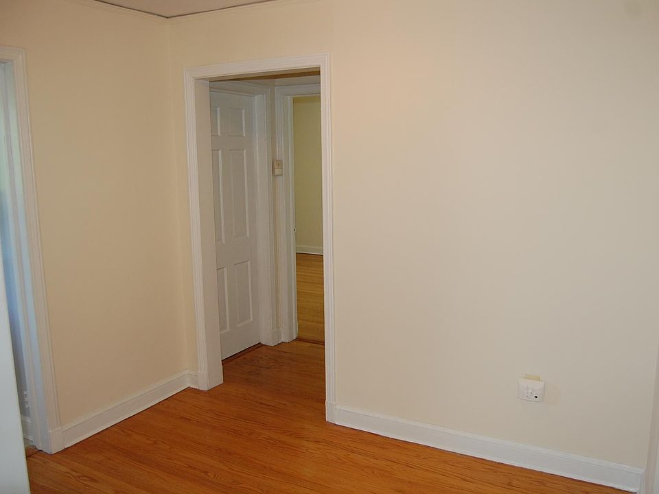 1st image of 4923 Hanford St APT 1L