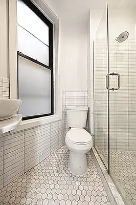 Rented by Buchbinder & Warren | media 21