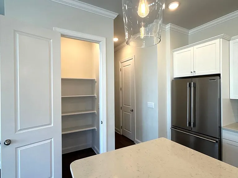 11218 Cobb Creek Ct — Photo 16