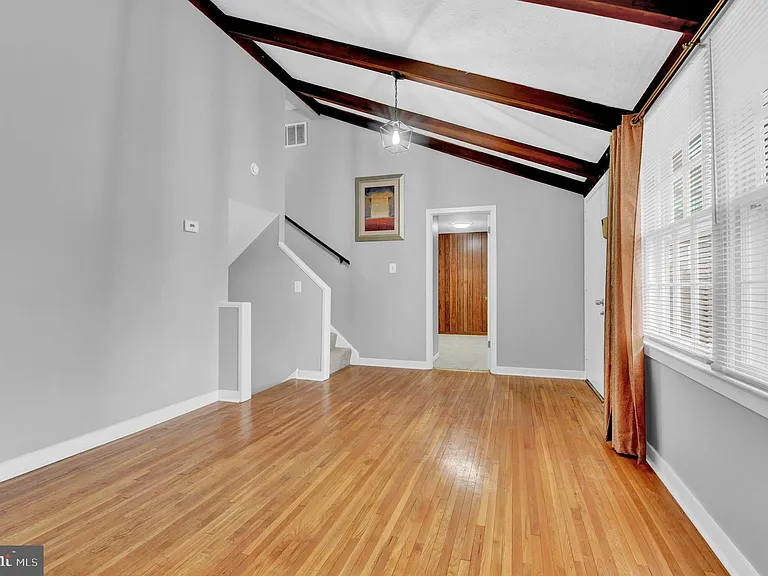 402 Kerby Hill Rd — Photo 16