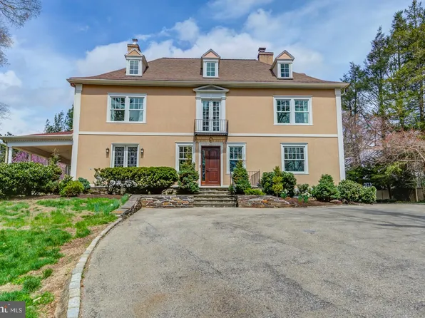 300 Thornbrook Ave, Bryn Mawr, PA 19010