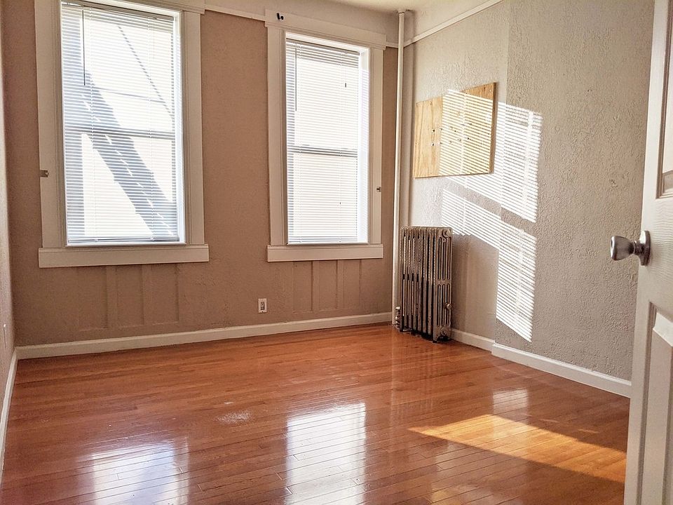 1st image of 23-68 38th St #3