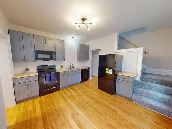 5th image of 678 S Champion Ave