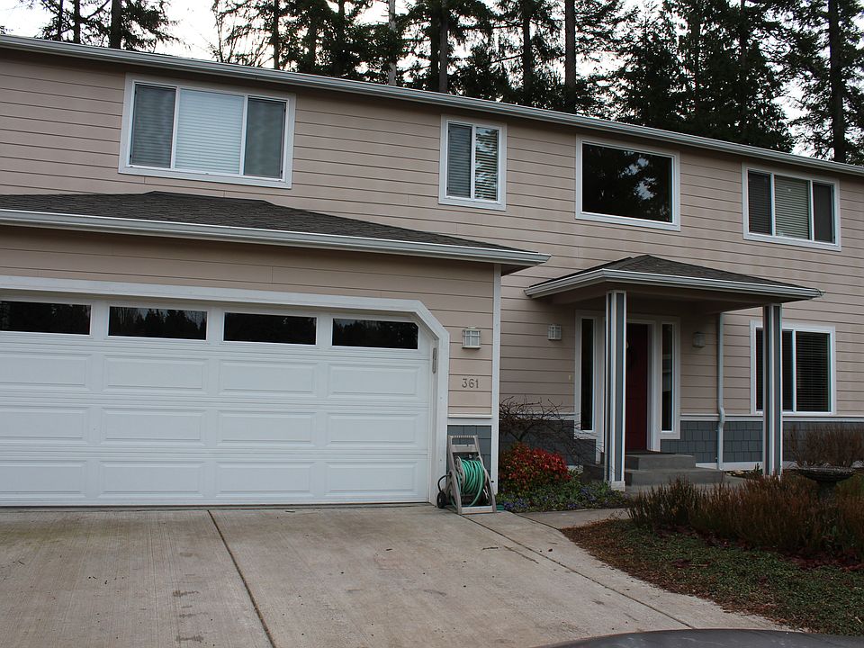 1st image of 361 NE McWilliams Ct