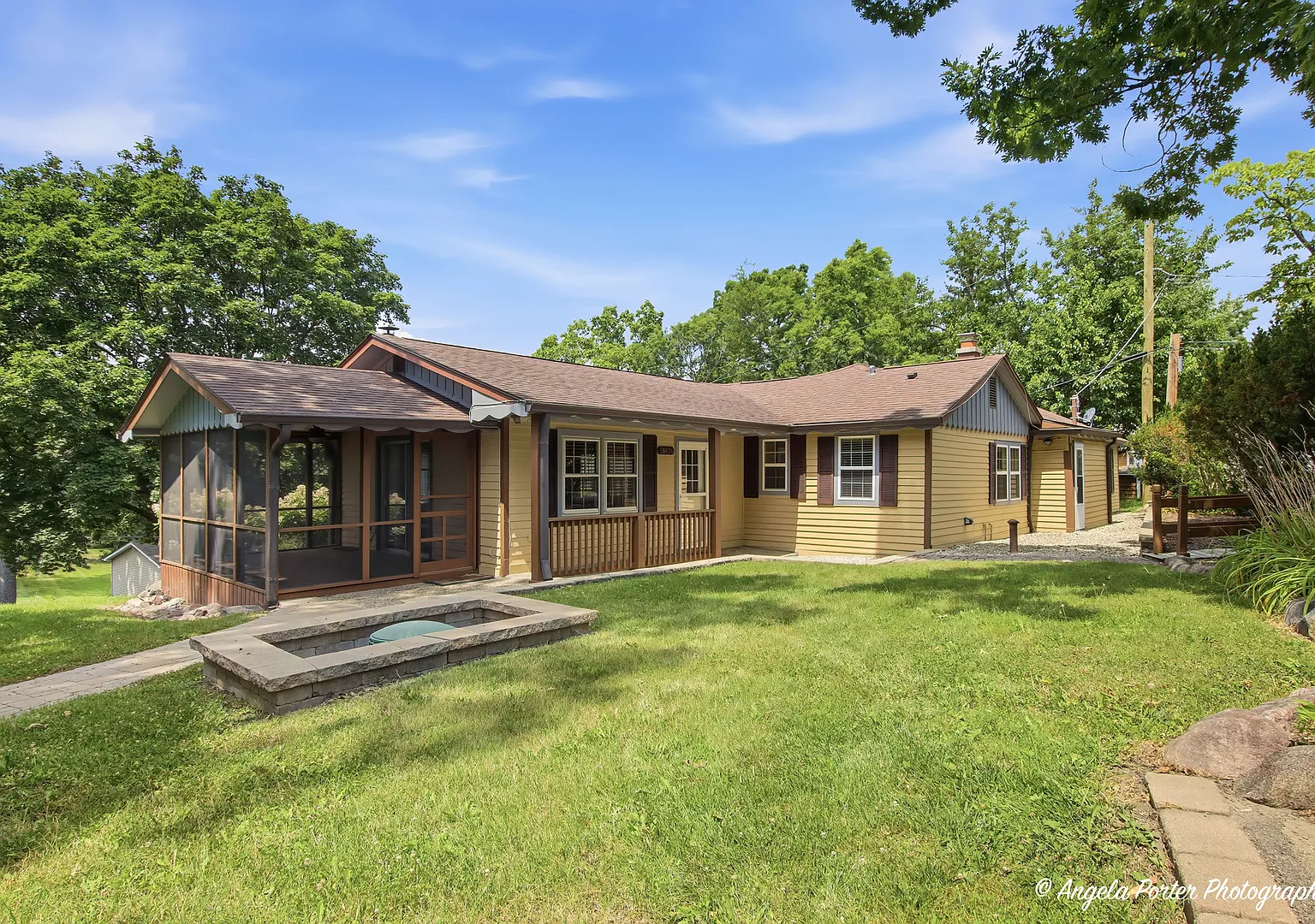 3 bed, 1614 sqft, $2,350 — Photo 1