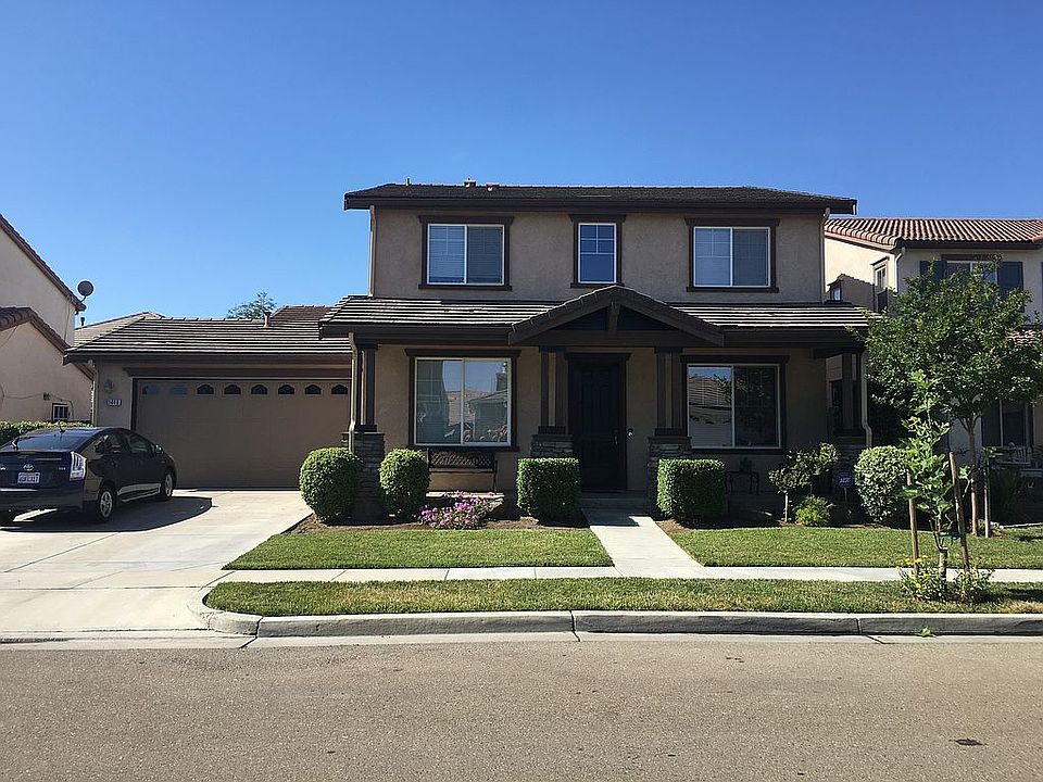 2nd image of 1446 Nubian St