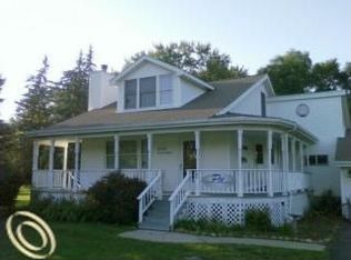 47510 Ford Rd, Canton, MI 48187