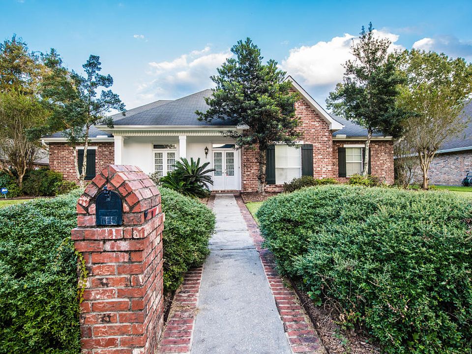 1st image of 126 Claremont Cir