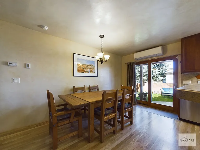 303 Sena St — Photo 8