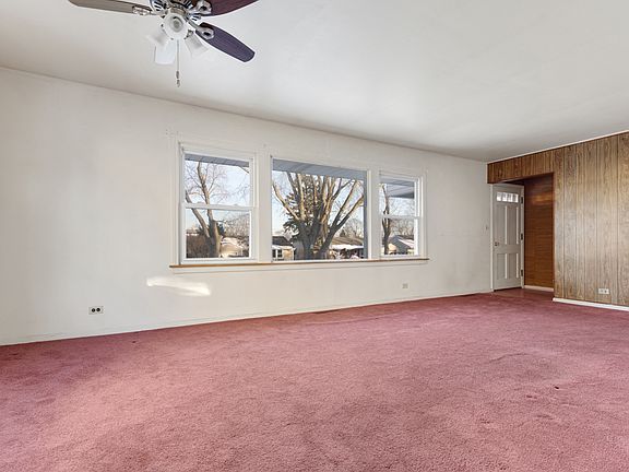 3rd image of 1122 Alfini Dr