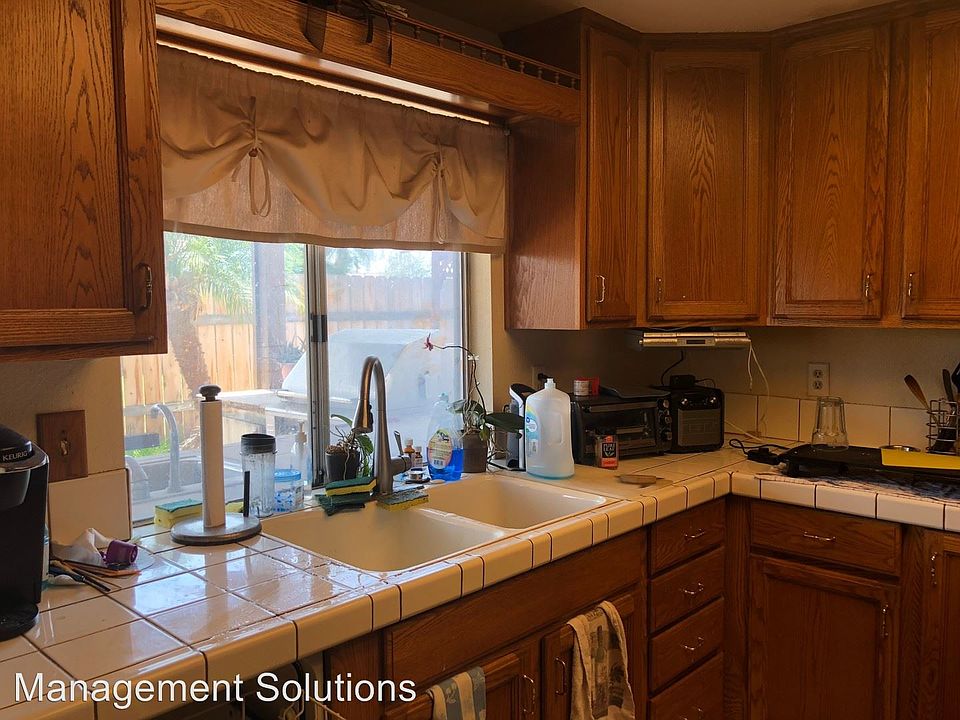1st image of 10523 Paseo Park Dr