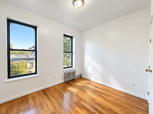 Bedroom, photo 3