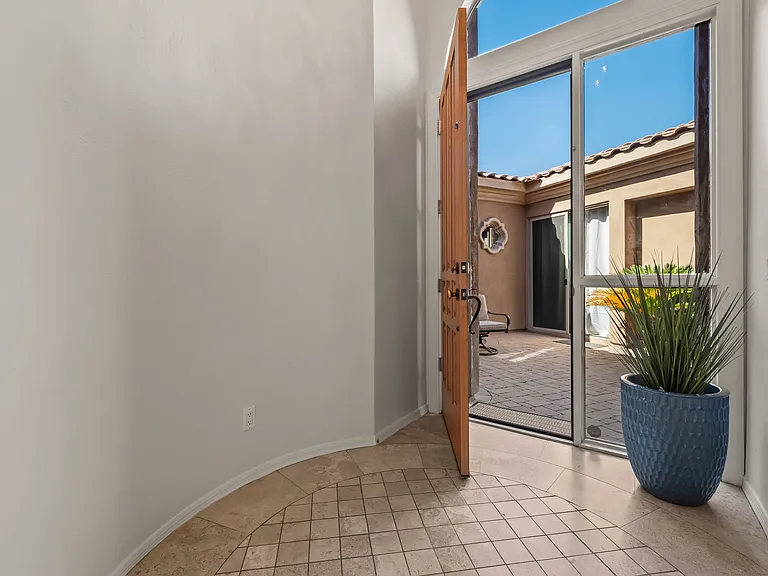 11479 E Beck Ln — Photo 37