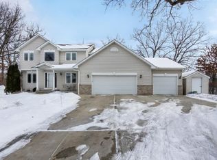 4860 Rusten Rd, Eagan, MN 55122