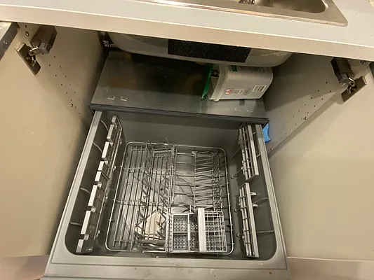 Rented by R New York | media 46