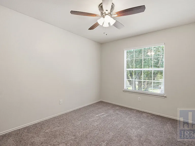 1506 Fort Lloyd Pl — Photo 10