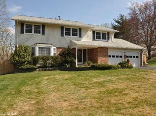 2011 Powhatan St, Falls Church, VA 22043