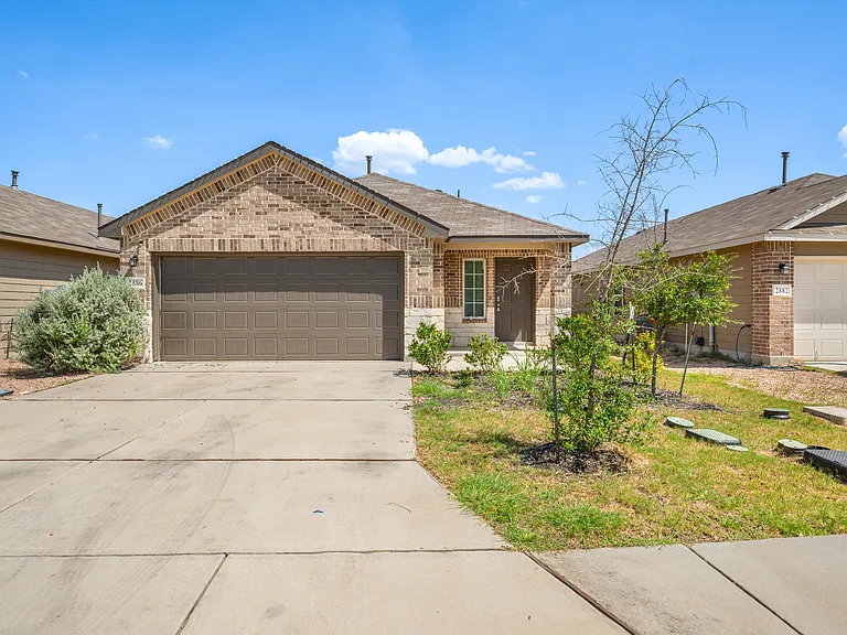 2886 Wolfcreek — Photo 3