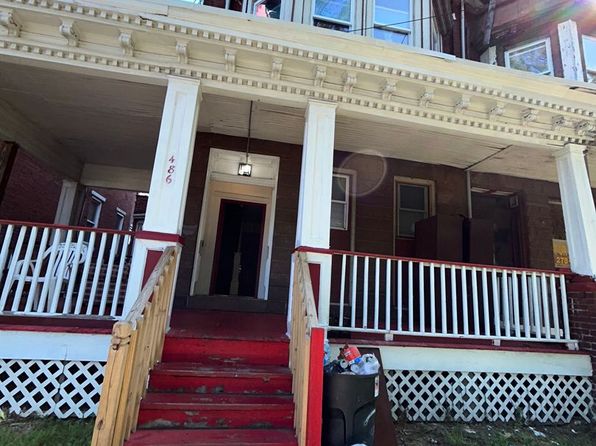 486 W State St APT 3