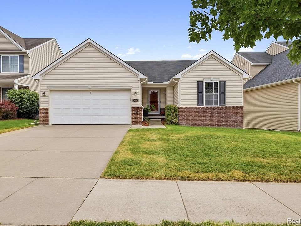 1st image of 4098 Ash Tree Ln