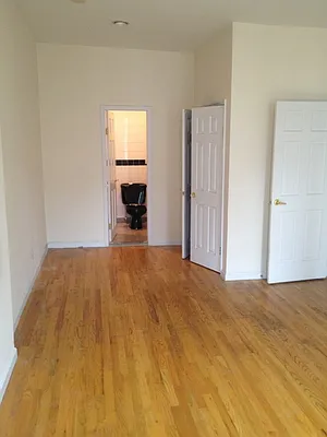 Rented by Nilou & Associates Realty Corp.  | media 2