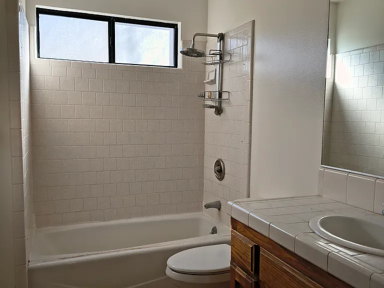 1475 Godell St — Photo 12