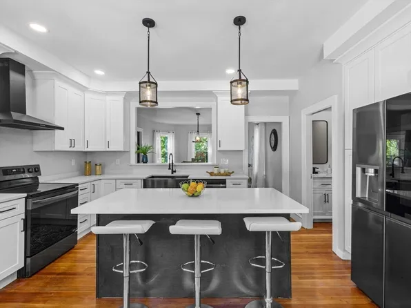316 Main St, Dighton, MA 02715