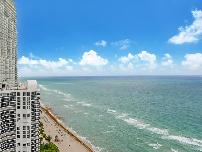 16699 Collins Ave #3204 — Photo 25