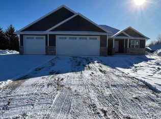 4501 Paul Ct, Green Bay, WI 54313