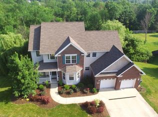 509 Chart Rd, Cuyahoga Falls, OH 44223