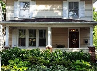 81 George St, Hanover, PA 17331