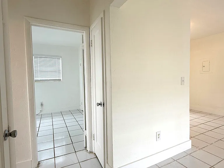 810 82nd St #1 — Photo 12