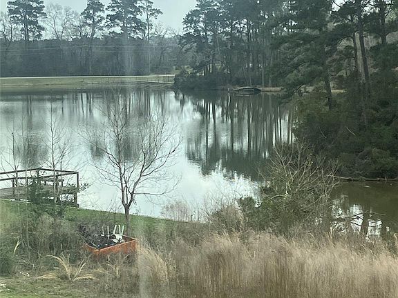 2nd image of 10669 N Lake Rd