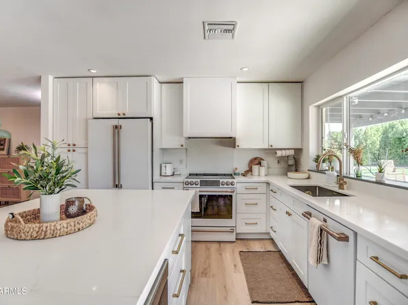 4011 E Hancock Dr, Phoenix, AZ 85028