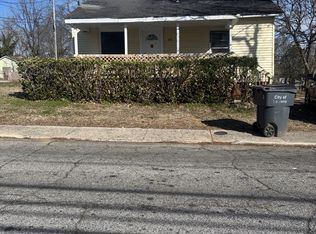 409 Green St, Laurens, SC 29360