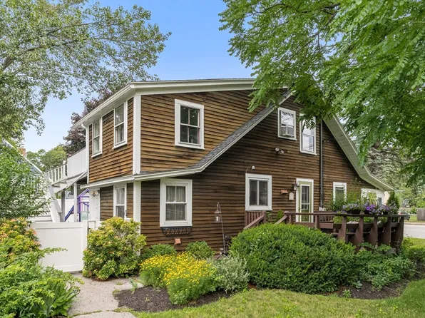 187 Low St #1, Newburyport, MA 01950