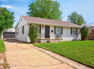 111 E Kittyhawk Dr, Midwest City, OK 73110