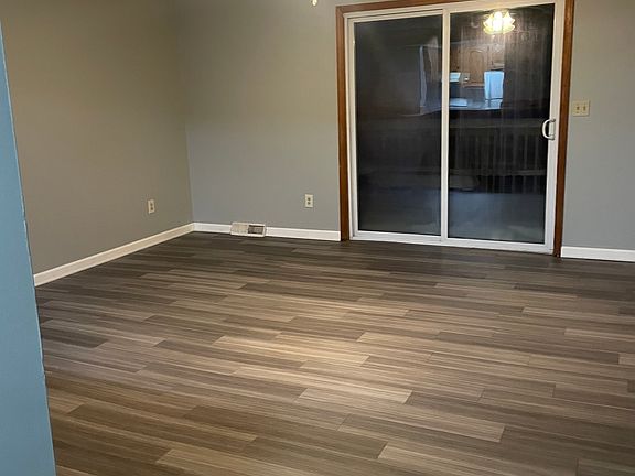 5th image of 124 Northridge Dr #A