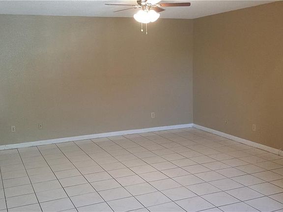 3rd image of 6026 22nd Ave N APT 9