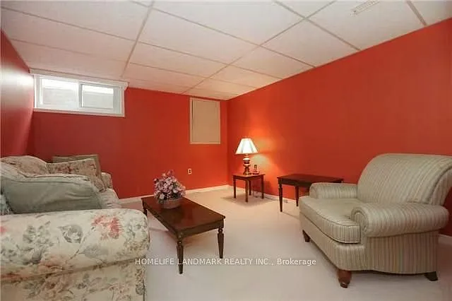 1256 Falgarwood Dr — Photo 10
