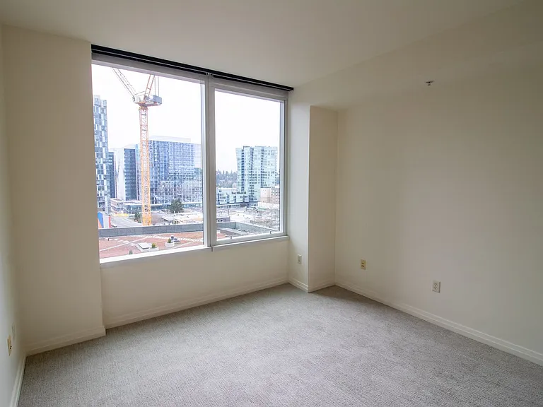 500 106th Ave NE #913 — Photo 11