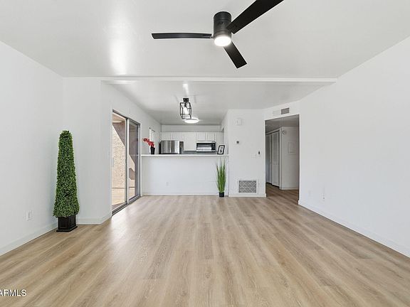5th image of 623 W Guadalupe Road #180