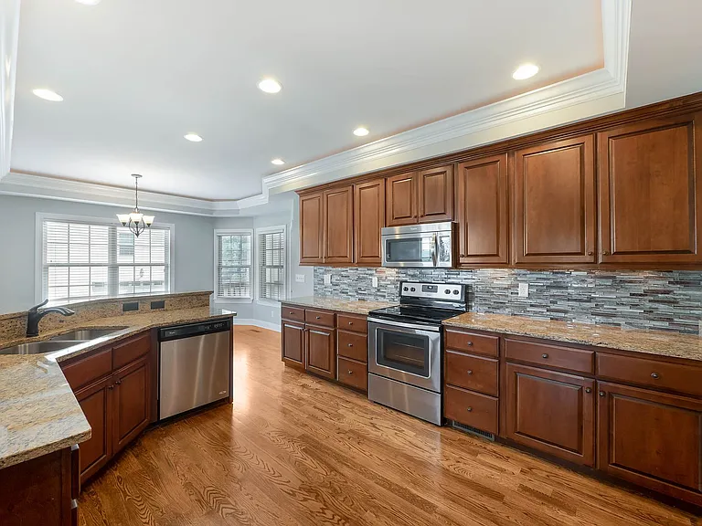 7950 Chianti Way — Photo 18