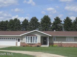 5300 SW 8th St, Owatonna, MN 55060