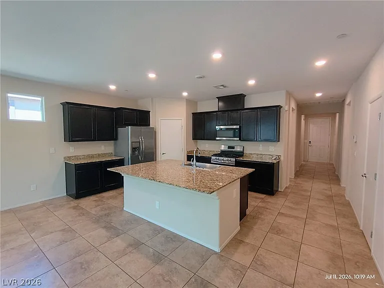 2119 Del Aqua Ave — Photo 5